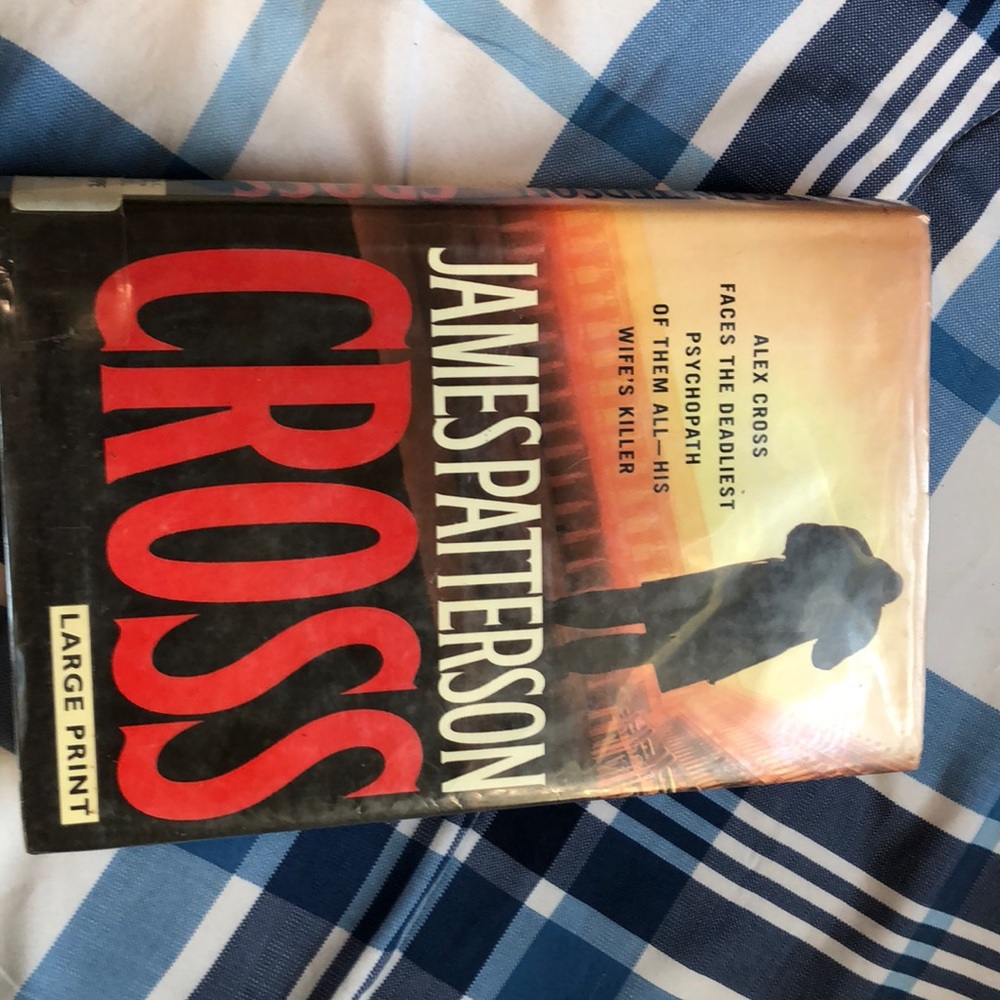 James Patterson Books ! - Picture 4 of 4